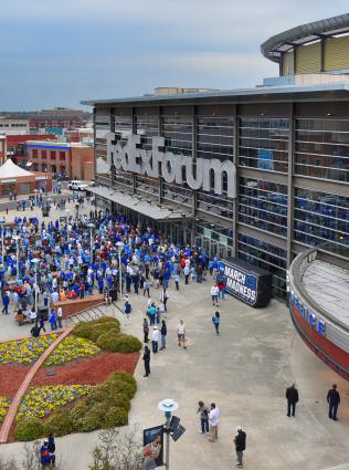 fans entered fedex forum